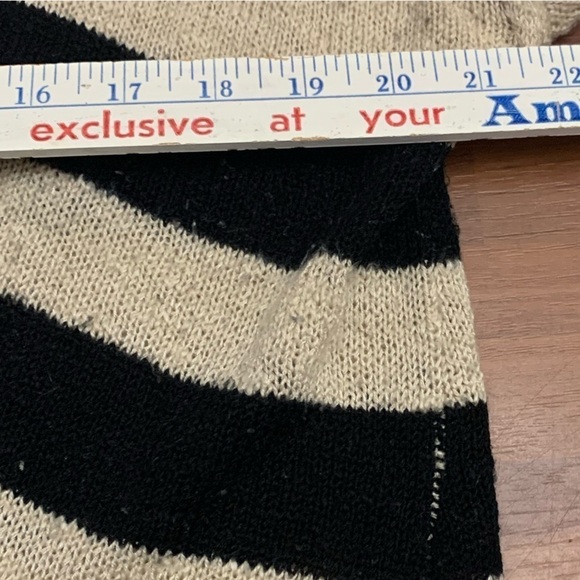 American Rag Y2K Chevron Striped Sweater - Picture 6 of 13